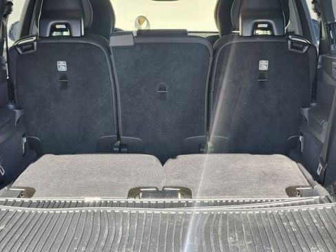 New 2025 Volvo XC90 B6 Plus w/ Protection Package Premier image 18