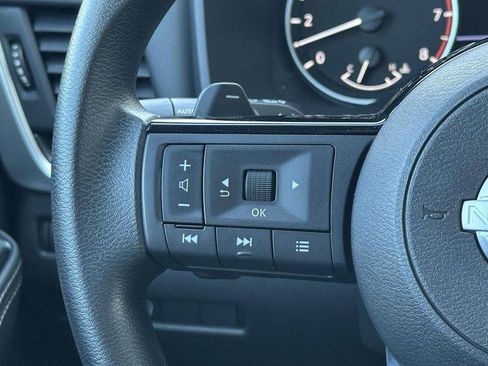 Used 2023 Nissan Rogue SV AWD/4WD image 23