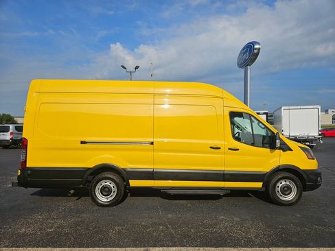 Used 2022 Ford Transit 250 148 High Roof Extended w/ Parcel Delivery Package RWD image 5