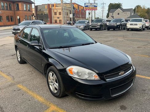 Used 2008 Chevrolet Impala LS FWD image 2