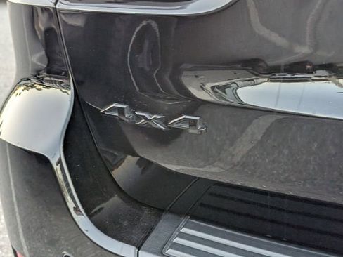 Used 2021 Jeep Grand Cherokee Laredo X image 11