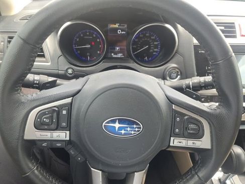 Used 2017 Subaru Outback 2.5i Limited image 10