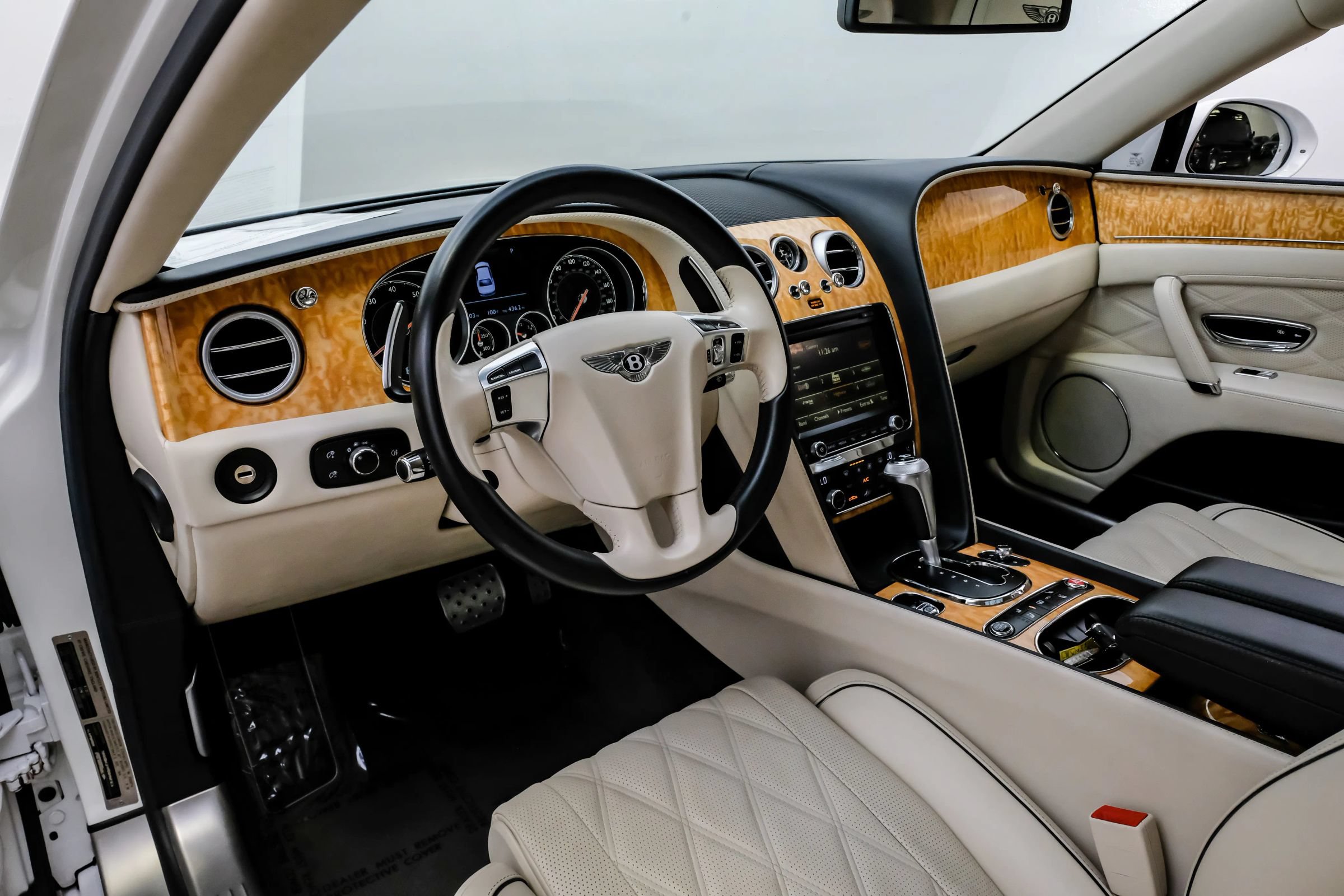 Used 2016 Bentley Flying Spur W12 AWD/4WD image 10