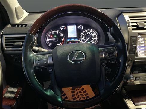 Used 2018 Lexus GX 460 Luxury image 14