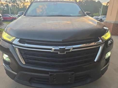 Used 2024 Chevrolet Traverse LS w/ Safety Package FWD image 9