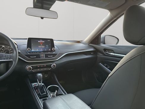 Used 2023 Nissan Altima 2.5 SV image 24