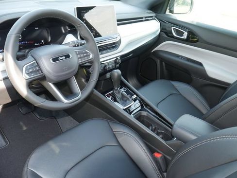 New 2026 Jeep Compass Limited AWD/4WD image 14