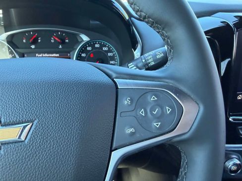 Used 2023 Chevrolet Traverse LT AWD/4WD image 26