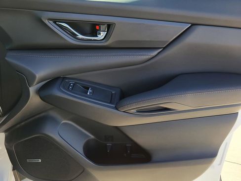 Certified 2025 Subaru Ascent Bronze Edition image 8