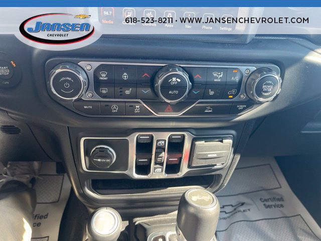 Used 2021 Jeep Wrangler Unlimited Sahara AWD/4WD image 19