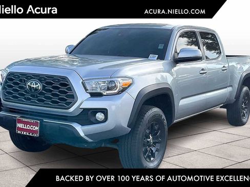 Used 2022 Toyota Tacoma TRD Off-Road image 1