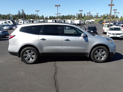 Used 2016 Chevrolet Traverse LT AWD/4WD image 6