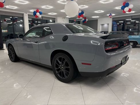Used 2022 Dodge Challenger GT w/ Plus Package image 10
