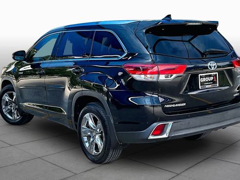Used 2019 Toyota Highlander Limited Platinum AWD/4WD image 12