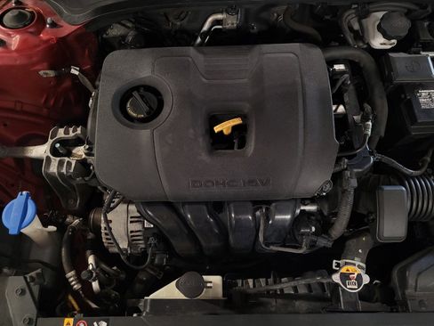 Used 2020 Kia Forte LXS FWD image 30