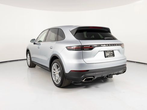 Certified 2023 Porsche Cayenne image 3