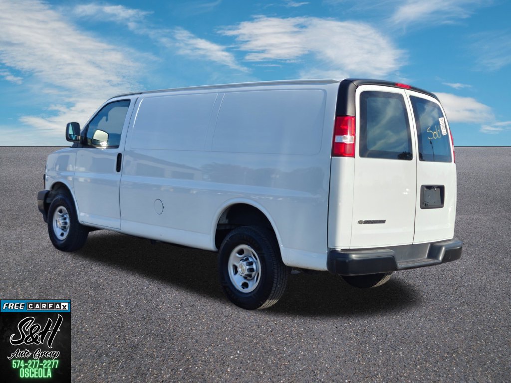 Used 2023 Chevrolet Express 2500 RWD image 11