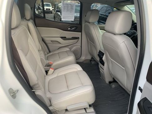 Used 2018 GMC Acadia SLT image 24