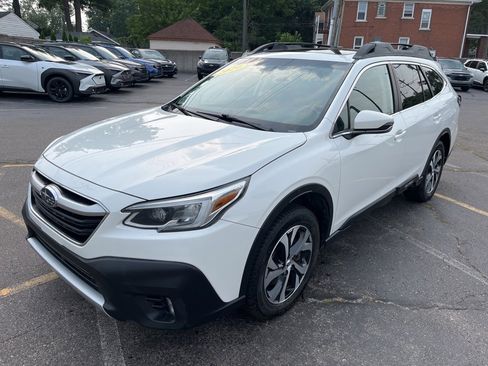 Used 2020 Subaru Outback Limited XT image 1