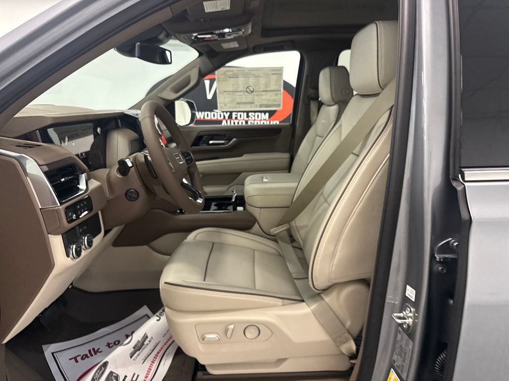 New 2026 GMC Yukon XL Denali w/ Sun & Power Step Package RWD image 8