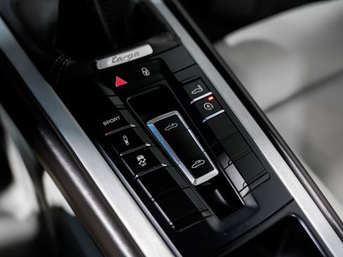 Used 2015 Porsche 911 Targa 4 image 14