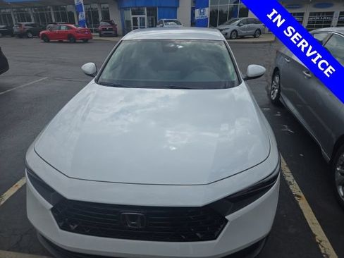 Used 2023 Honda Accord LX image 2