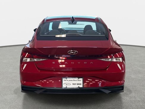 Certified 2023 Hyundai Elantra SEL w/ Convenience Package image 6
