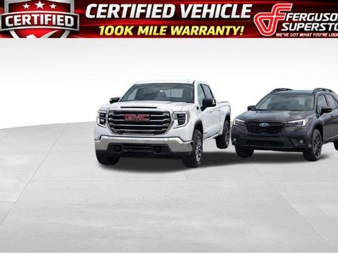 Used 2024 GMC Yukon SLT w/ SLT Premium Package image 1