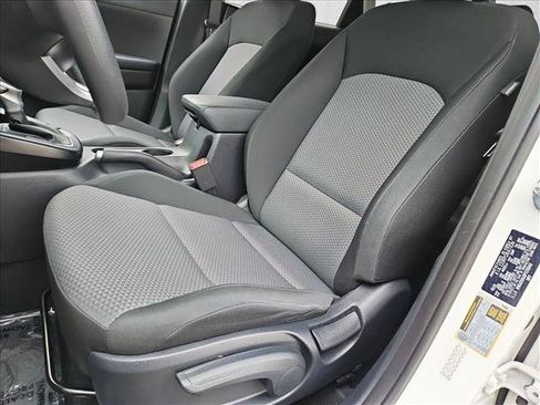 Used 2023 Kia Soul LX FWD image 15