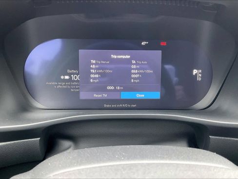 New 2026 Volvo EX40 Plus w/ Climate Package image 19