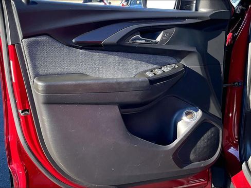 Used 2023 Chevrolet TrailBlazer LT w/ Convenience Package image 26