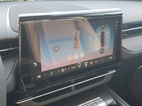 New 2026 Lincoln Nautilus Reserve w/ Jet Appearance Package image 24