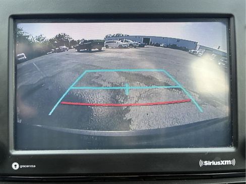 Used 2021 Toyota RAV4 XLE AWD/4WD image 57
