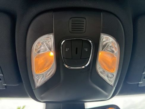 Used 2025 Jeep Compass Limited AWD/4WD image 24