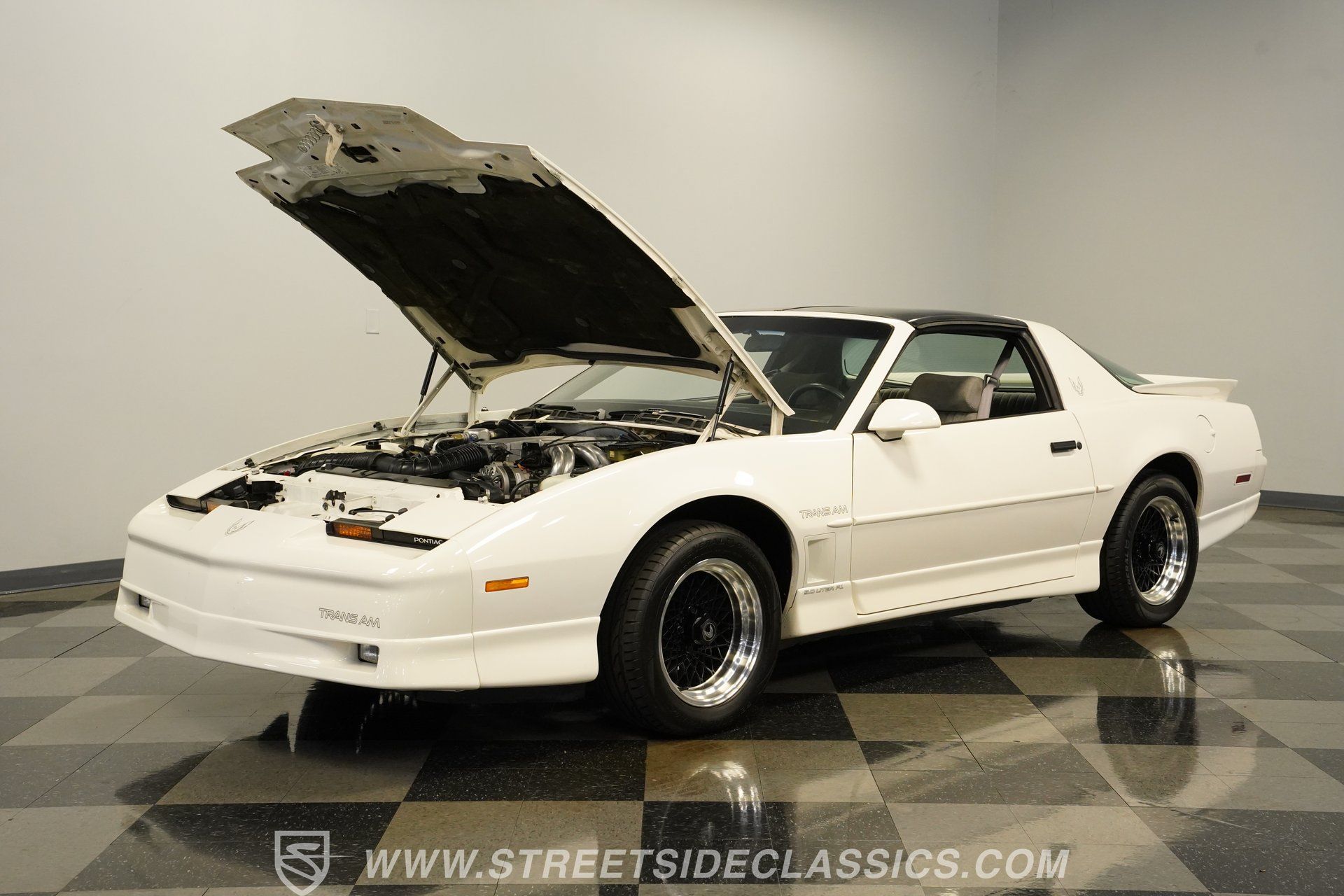 Used 1989 Pontiac Firebird Trans Am RWD image 32