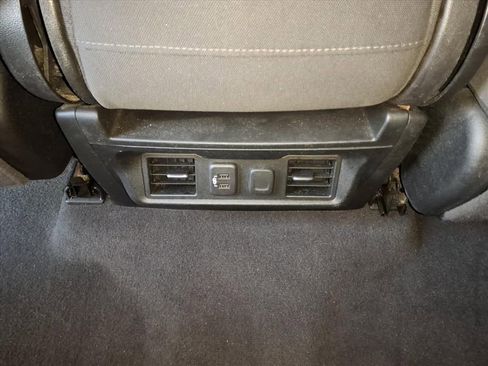 Used 2020 GMC Sierra 1500 Elevation w/ Elevation Value Package image 7