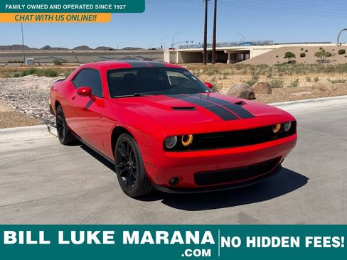 Used 2017 Dodge Challenger SXT w/ Blacktop Package image 1
