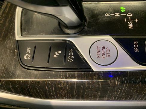 Used 2022 BMW 330i xDrive Sedan w/ Driving Assistance Package image 53