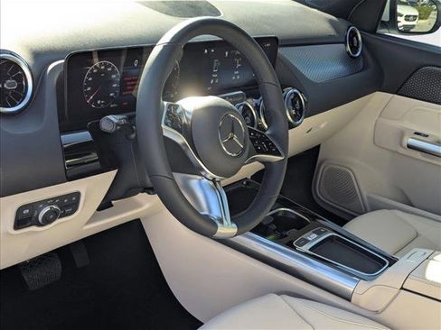 New 2026 Mercedes-Benz GLA 250 GLA 250 image 3