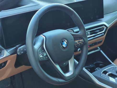 Used 2023 BMW 330i Sedan w/ Premium Package RWD image 18