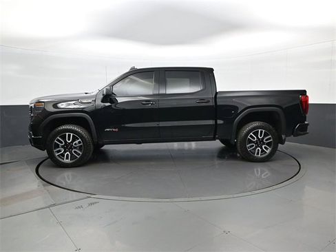 Used 2023 GMC Sierra 1500 AT4 w/ Technology Package image 8
