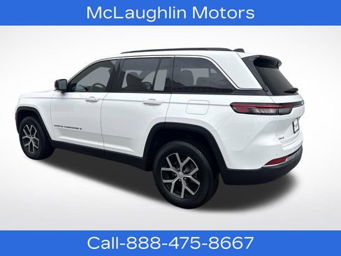 Used 2024 Jeep Grand Cherokee Limited image 3