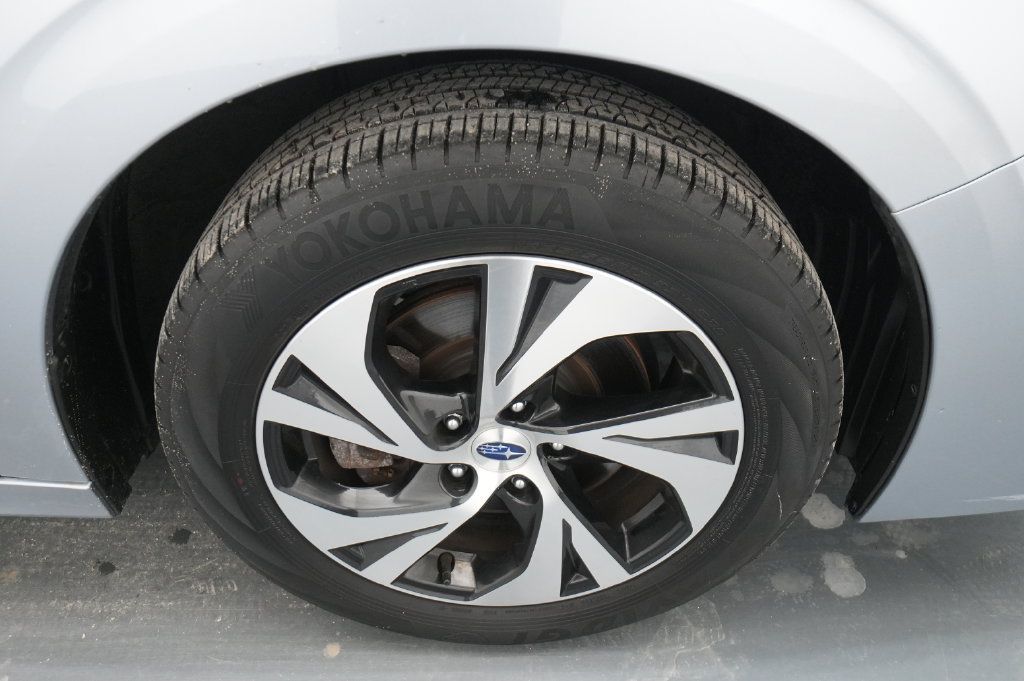 Used 2024 Subaru Legacy Premium AWD/4WD image 11