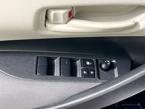 Used 2023 Toyota Corolla LE FWD image 15