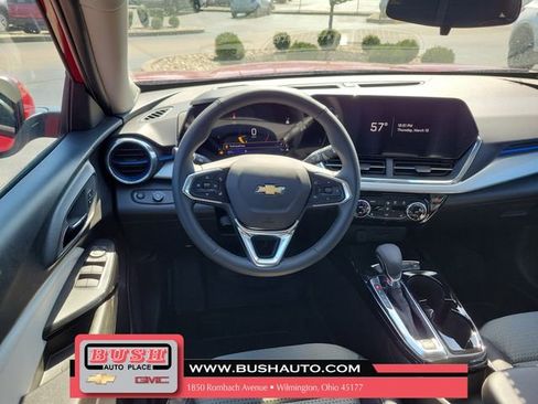 New 2026 Chevrolet Trax LT FWD image 10
