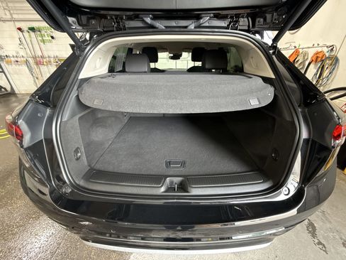 Used 2023 Buick Envision Preferred w/ Sport Touring Package image 23