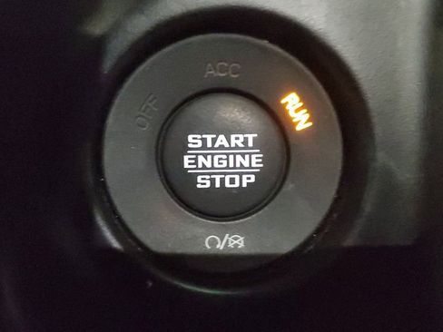 Used 2021 Jeep Wrangler Unlimited Sahara w/ Cold Weather Group image 29