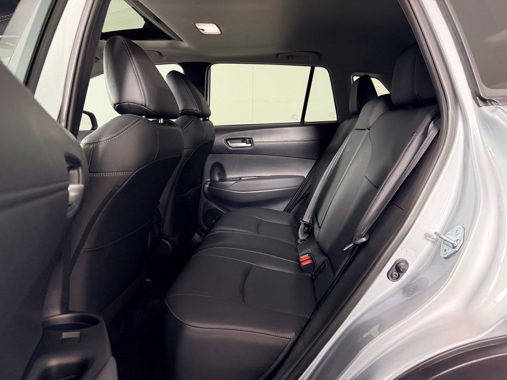 Used 2026 Toyota Corolla Cross XLE w/ Convenience Package FWD image 28