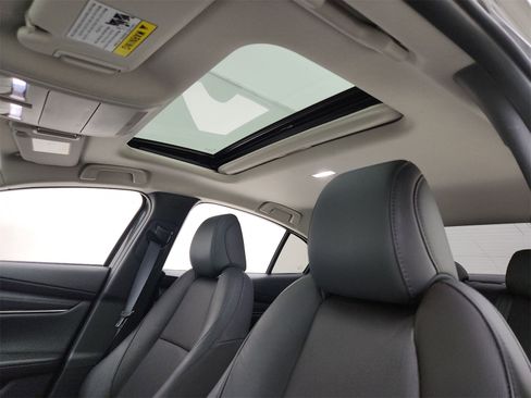 Certified 2024 MAZDA MAZDA3 2.5 Turbo Sedan w/Premium Plus image 27