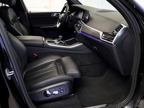 Used 2022 BMW X5 xDrive40i w/ Premium Package image 36